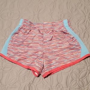 Girls Danskin Now activewear shorts 7/8 (M)